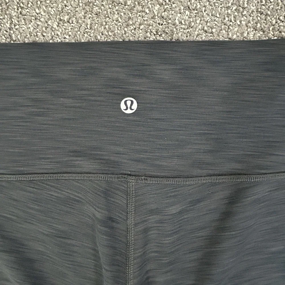 Lululemon Gray Wunder Under High Rise Crop Leggings Women's 12 Full-On Luon